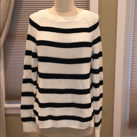 Express Striped Side Slit Shaker Knit Sweater - Picture 2 of 5